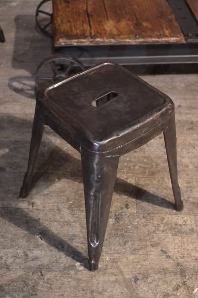 tabouret militaire tolix